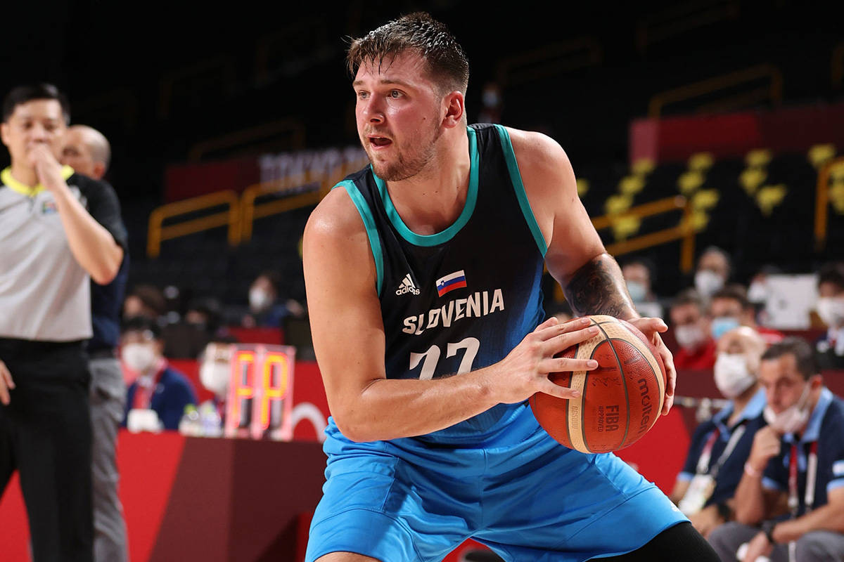 欧博ABG官网会员登录入口-阿扎伦卡巅峰对决，东契奇与60激战巴塞罗那分钟，赛况扑朔迷离胜负难料！的简单介绍